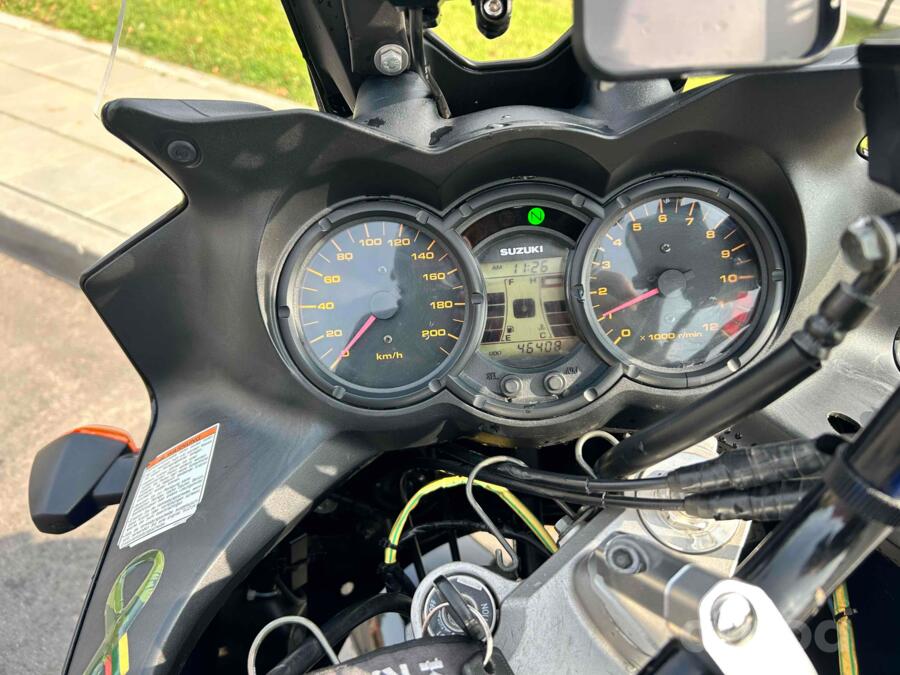 Suzuki V-Strom 650