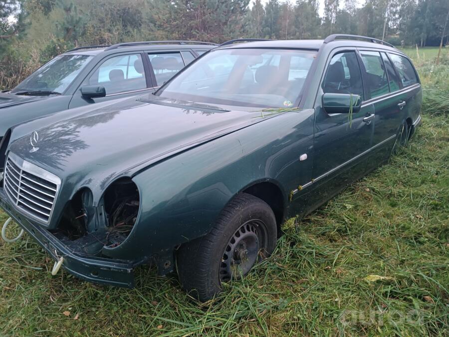Mercedes-Benz E-Class W210/S210 wagon 5-doors