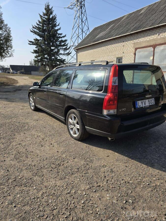 Volvo V70 2 generation [restyling] wagon 5-doors