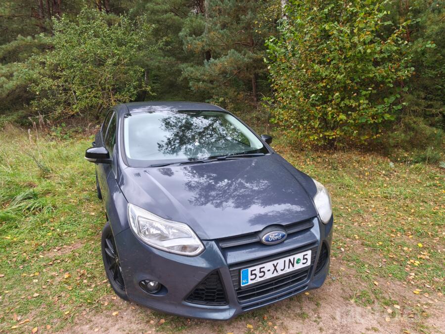 Ford Focus 3 generation Hatchback 5-doors