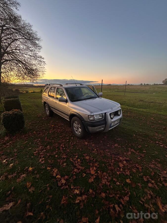 Opel Frontera B SUV 5-doors