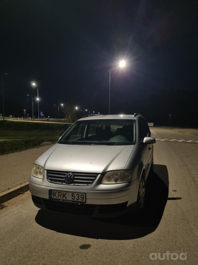 Volkswagen Touran 1 generation Minivan