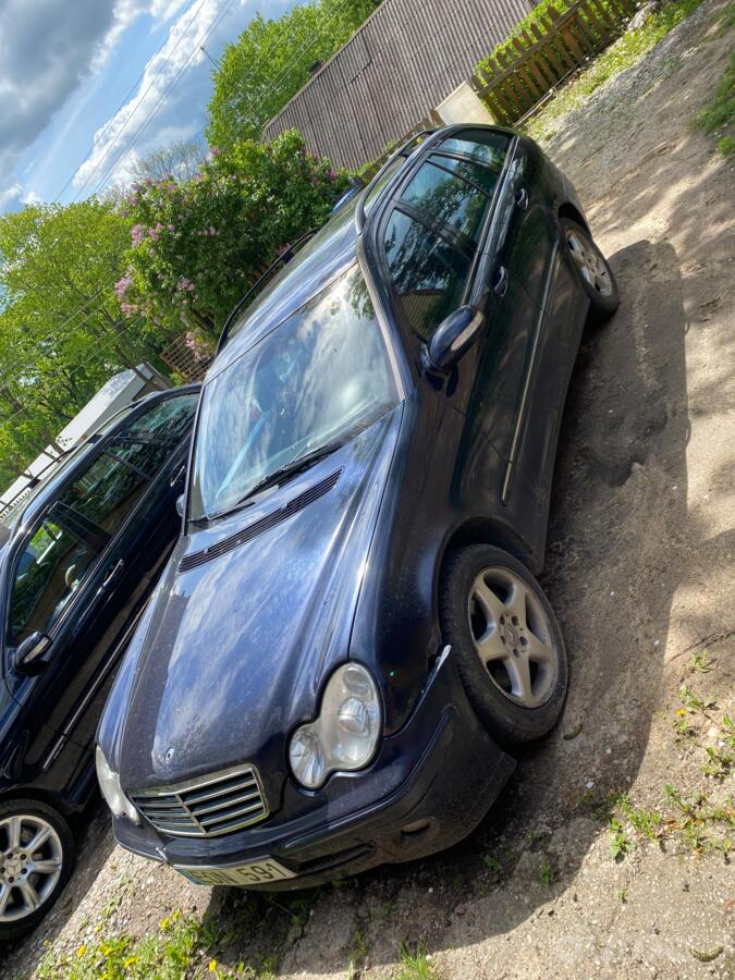 Mercedes-Benz C-Class W203/S203/CL203 Sedan