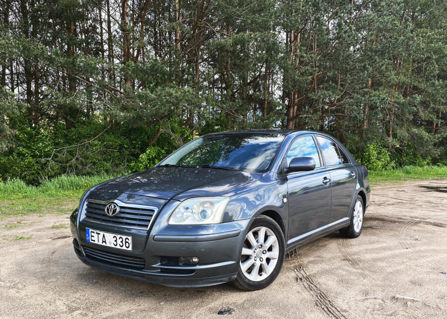 Toyota Avensis 2 generation [restyling] Sedan