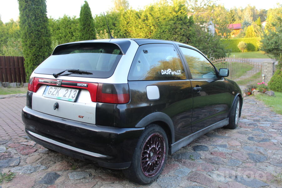 SEAT Ibiza 2 generation Hatchback 3-doors