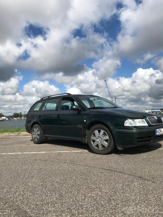 Skoda Octavia 1 generation [restyling] Combi wagon 5-doors