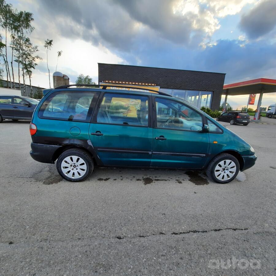 SEAT Alhambra 1 generation Minivan