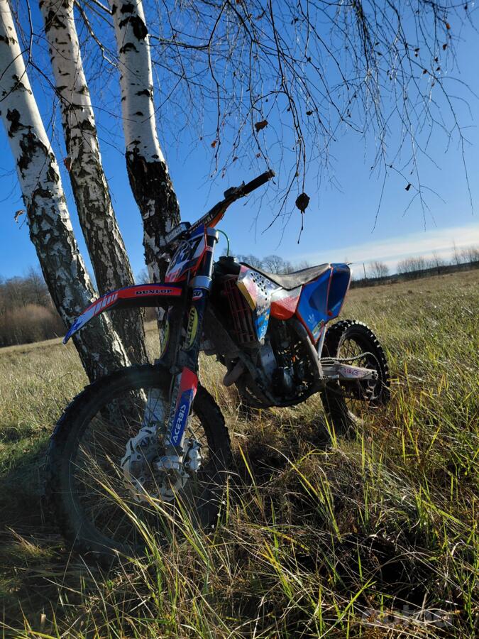 KTM 250