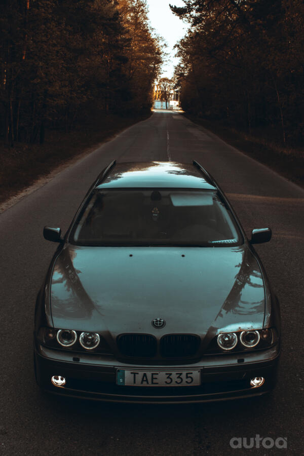 BMW 5 Series E39 Touring wagon