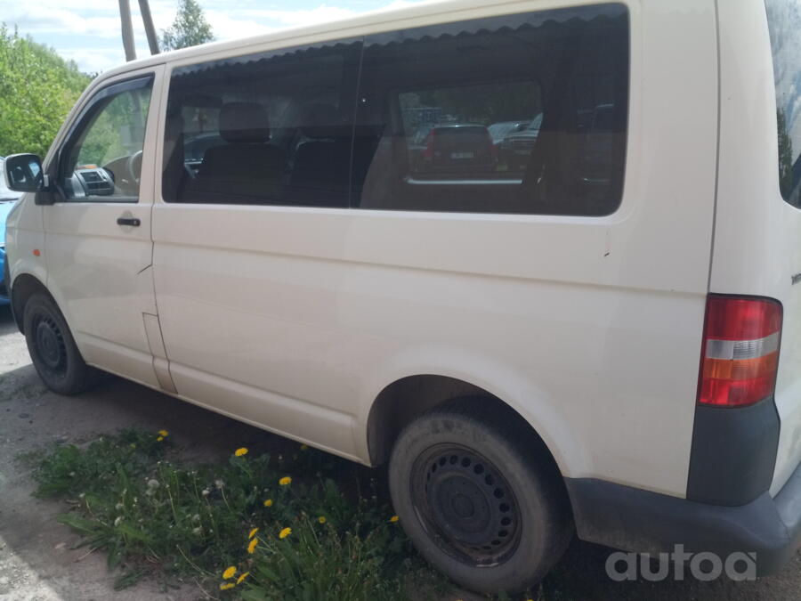 Volkswagen Transporter T5 Minivan 4-doors