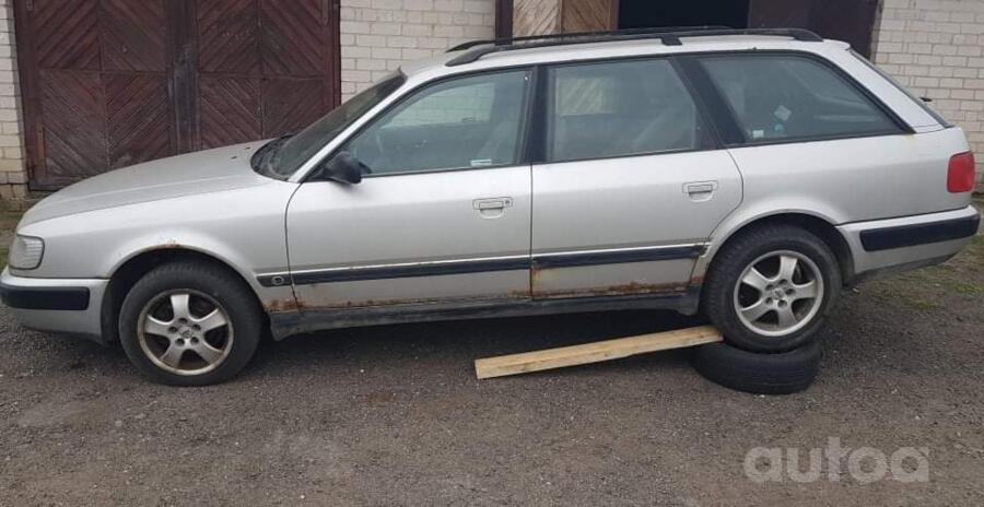 Audi A6 A4/C4 wagon