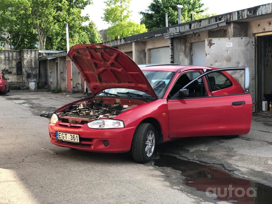 Mitsubishi Colt 5 generation