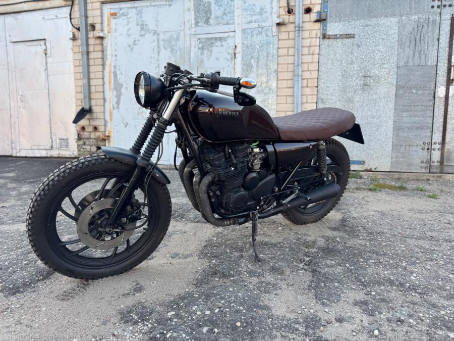 Yamaha XJ