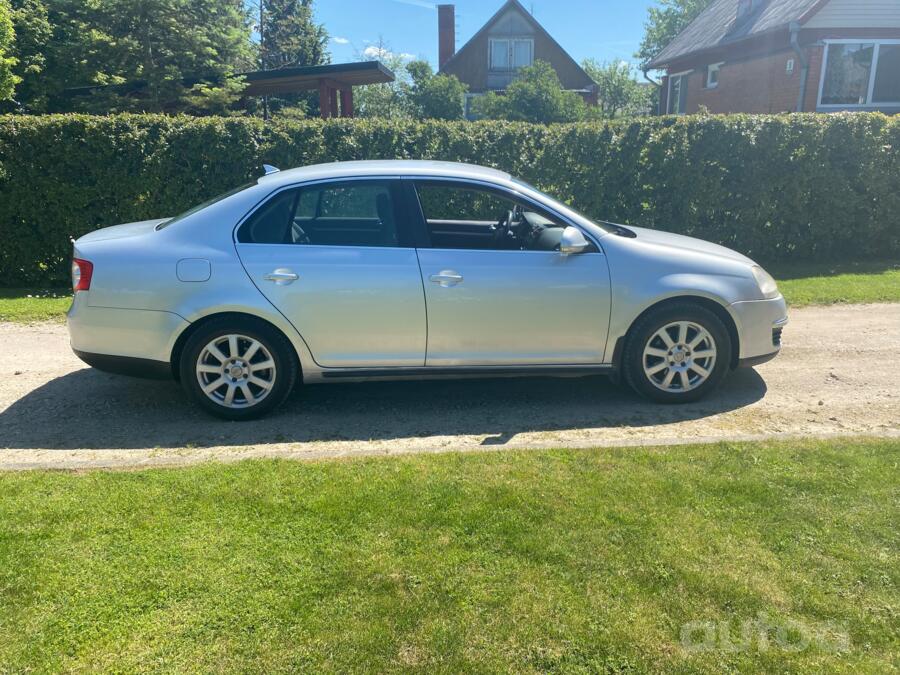 Volkswagen Jetta 5 generation Sedan 4-doors