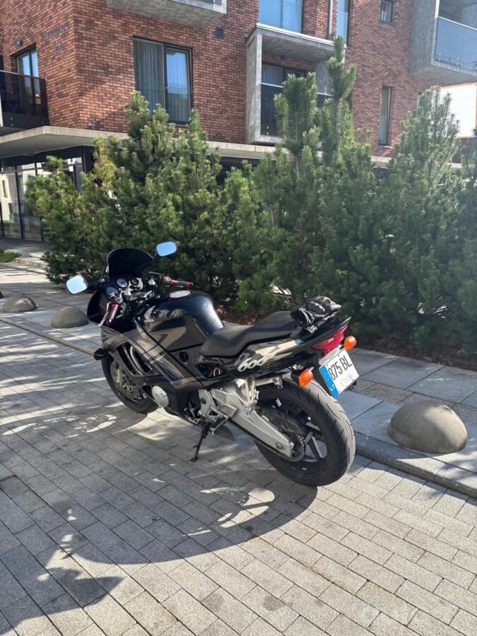 Honda CBR