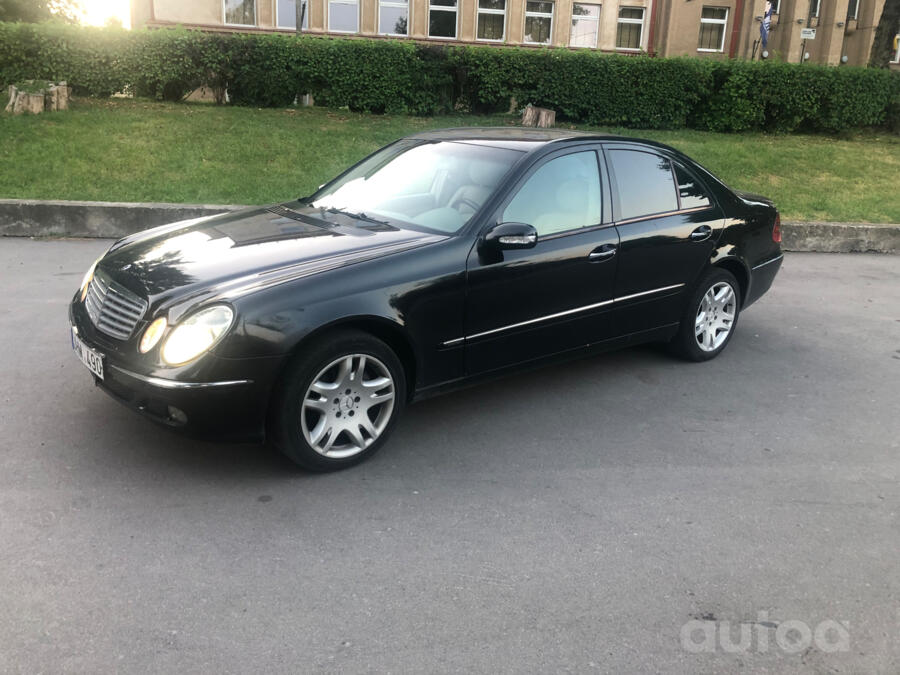 Mercedes-Benz E-Class E 220 wagon