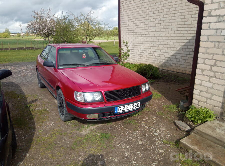 Audi 100 4A/C4 Sedan