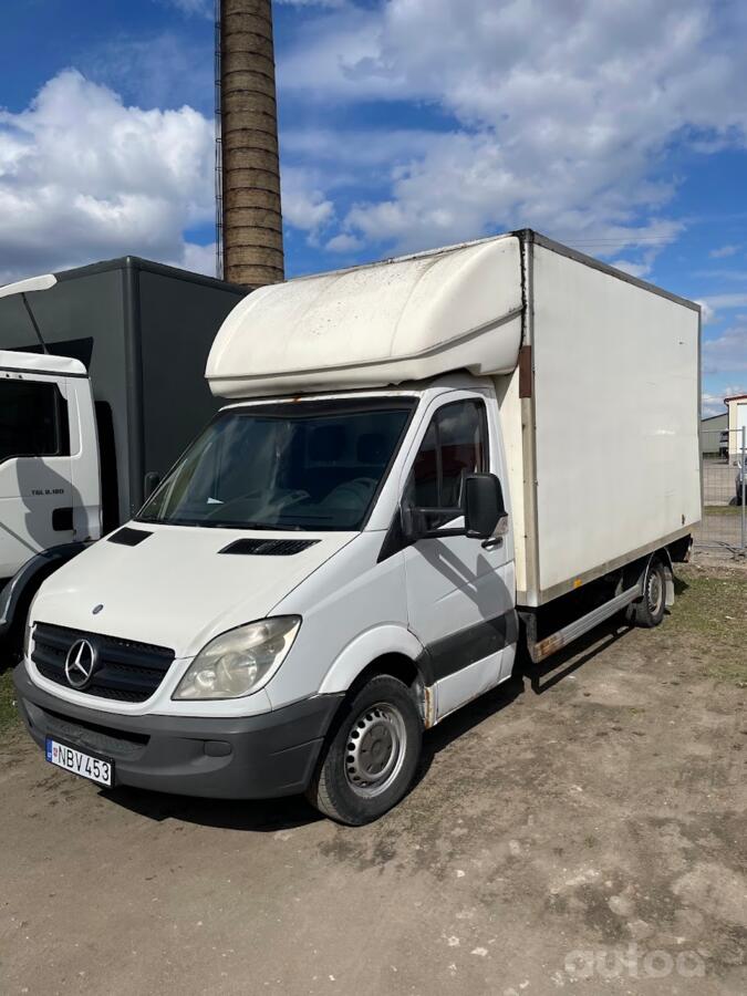 Mercedes-Benz Sprinter Second generation