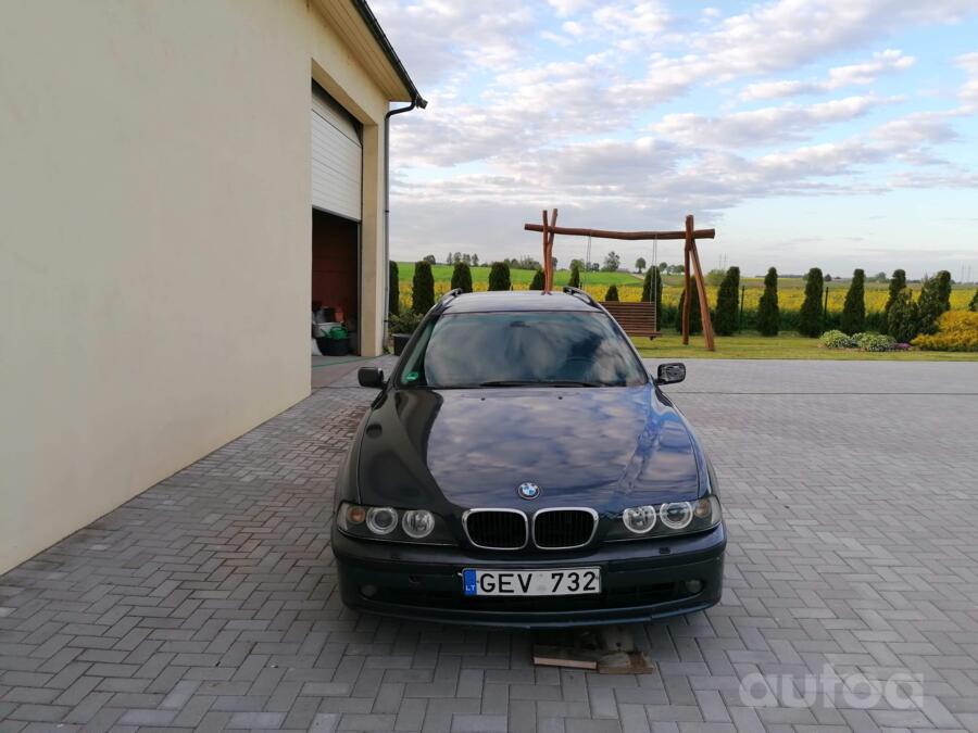 BMW 5 Series E39 Touring wagon