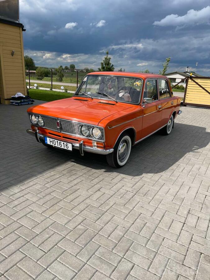 LADA (VAZ) 2103