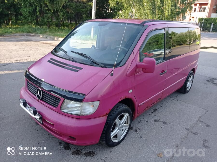 Mercedes-Benz Vito W638 Mixto minivan 4-doors