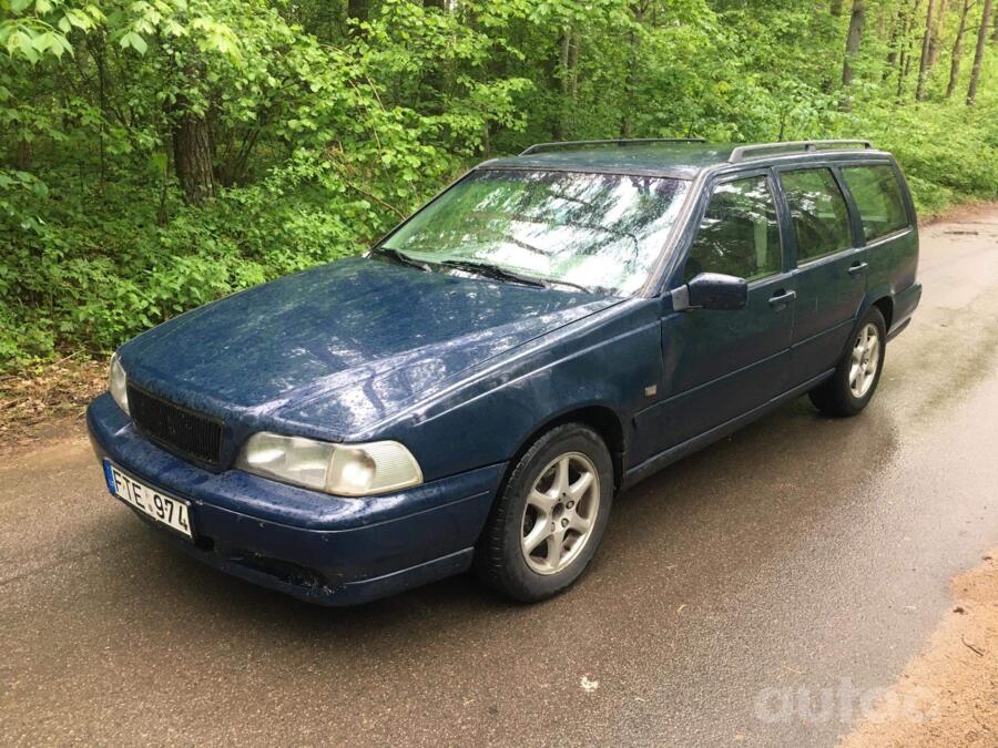 Volvo V70 1 generation wagon