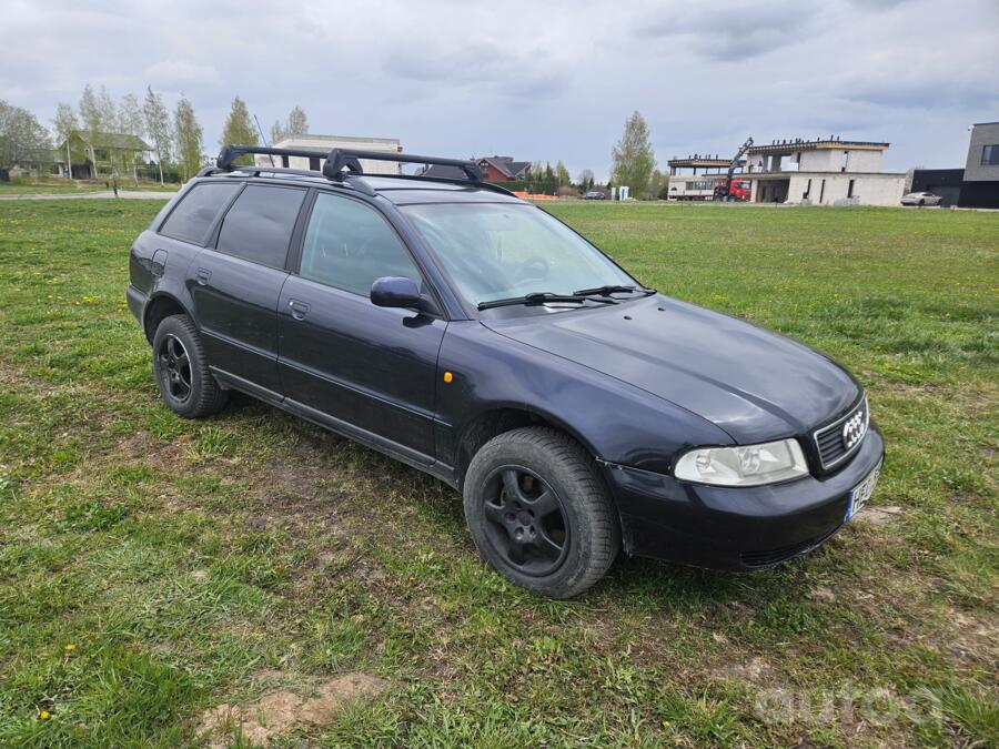 Audi A4 B5 Avant wagon 5-doors
