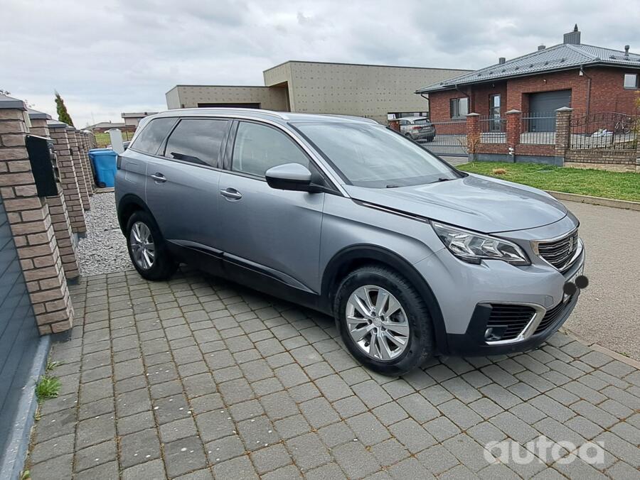 Peugeot 5008 2 generation Crossover