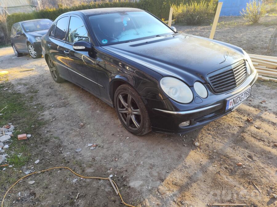 Mercedes-Benz E-Class W211/S211 Sedan 4-doors