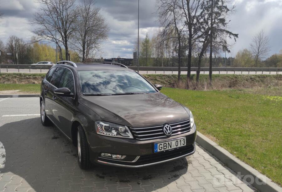 Volkswagen Passat B7 Variant wagon 5-doors