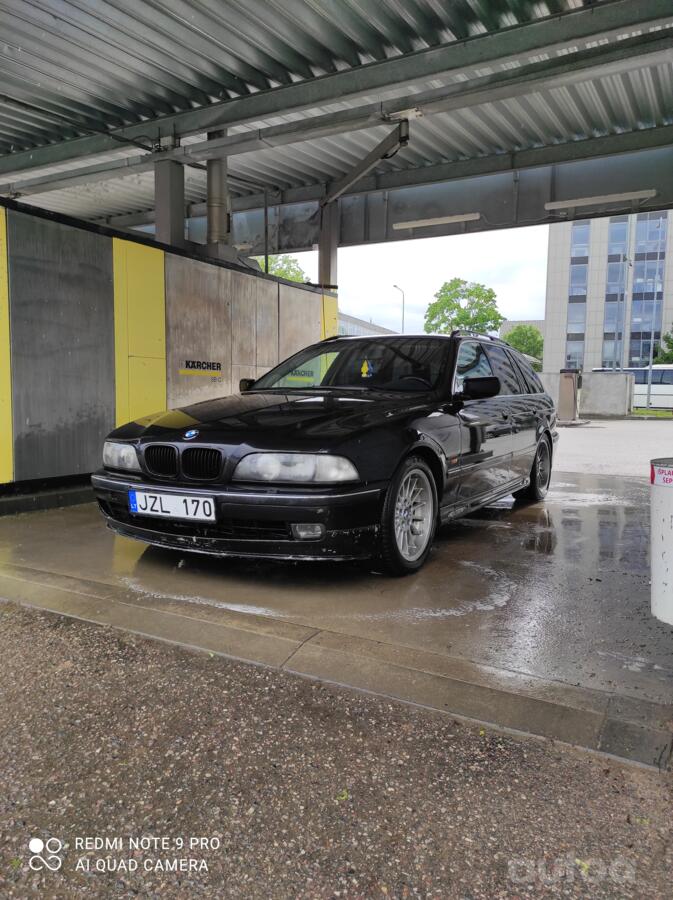 BMW 5 Series E39 Touring wagon