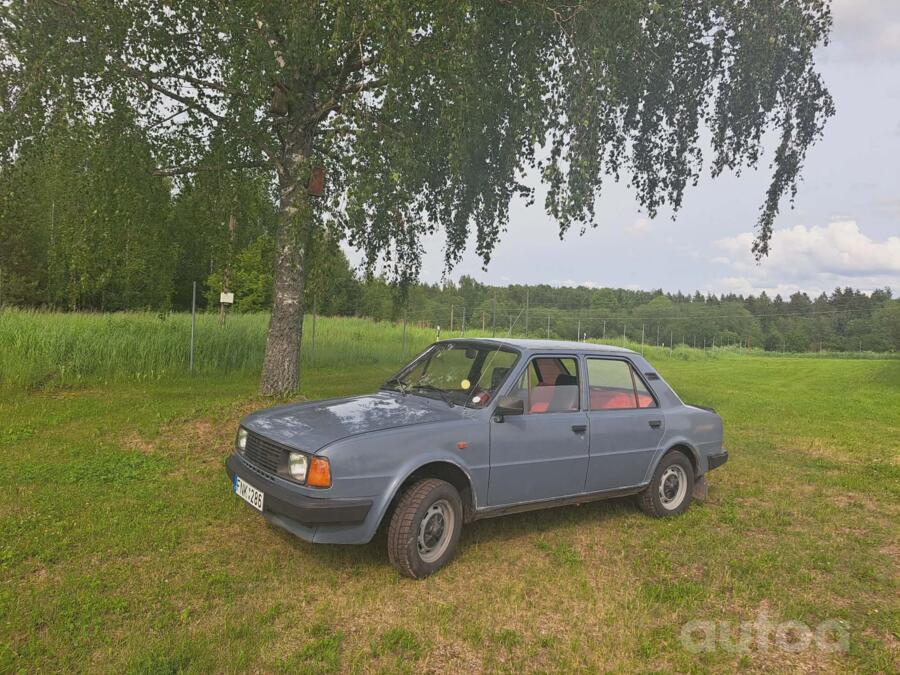 Skoda 105/120/130 1 generation [restyling] Sedan