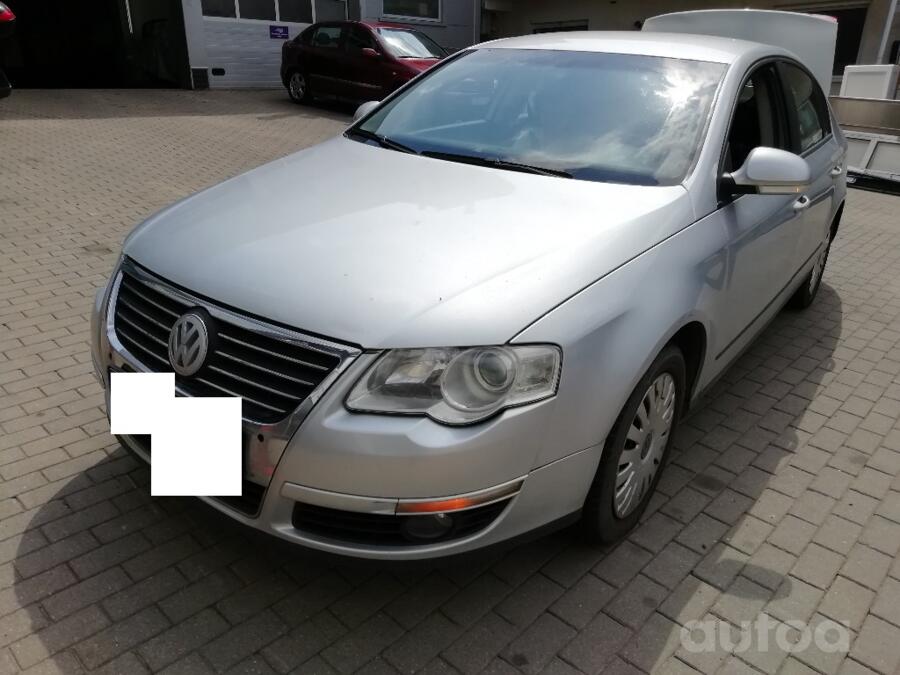 Volkswagen Passat B6 Sedan 4-doors