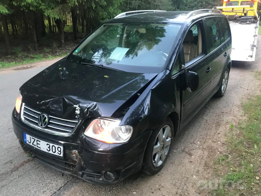 Volkswagen Touran 1 generation Minivan