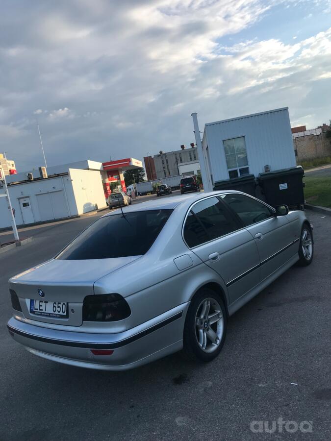 BMW 5 Series E39 Sedan 4-doors