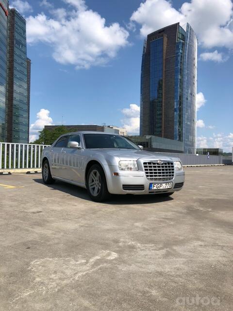 Chrysler 300C 1 generation Sedan 4-doors