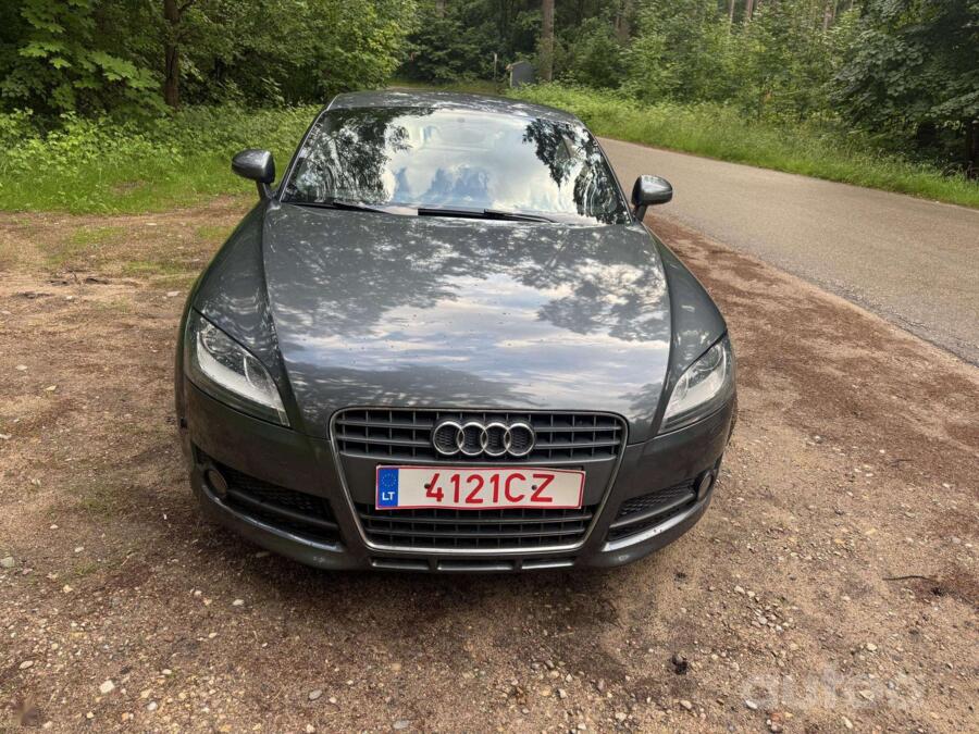 Audi TT 8J Coupe 2-doors