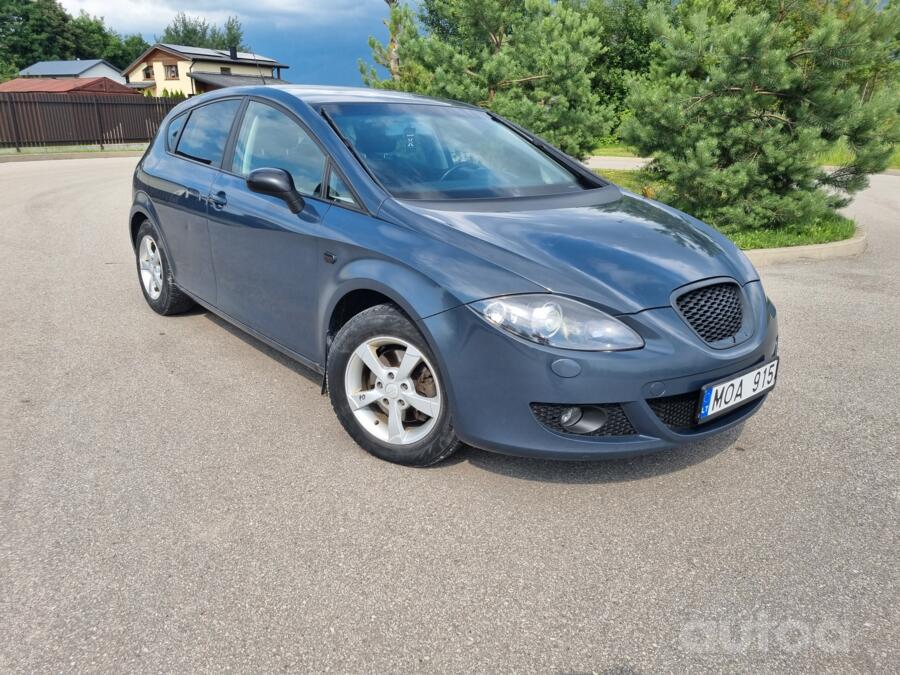 SEAT Leon 2 generation Hatchback 5-doors
