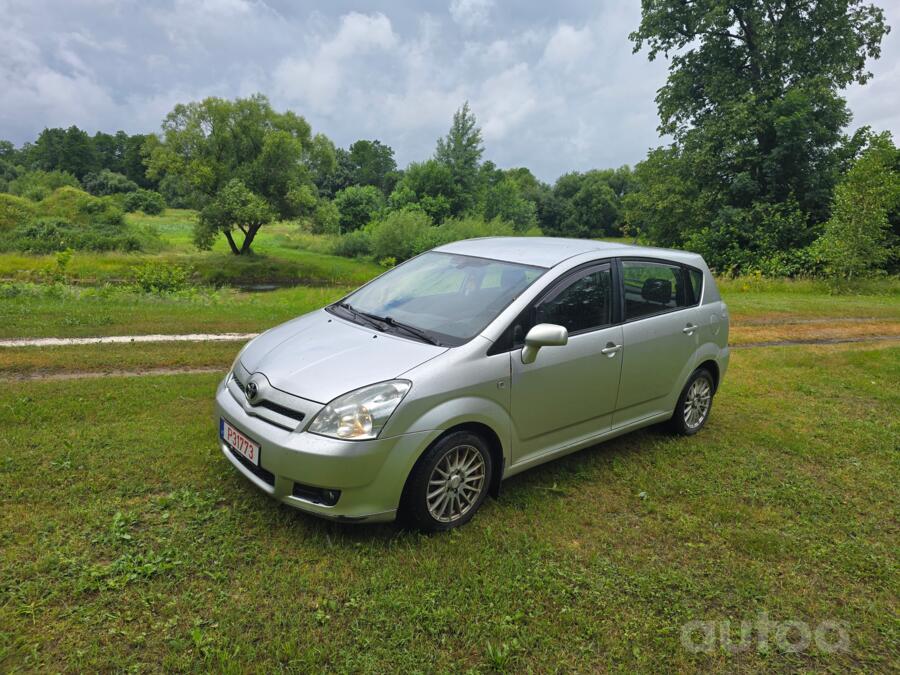 Toyota Corolla Verso 1 generation [restyling] Minivan