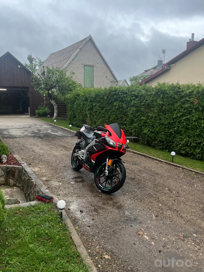Aprilia RS