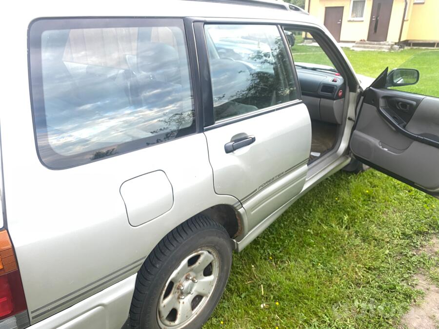 Subaru Forester 1 generation Crossover 5-doors