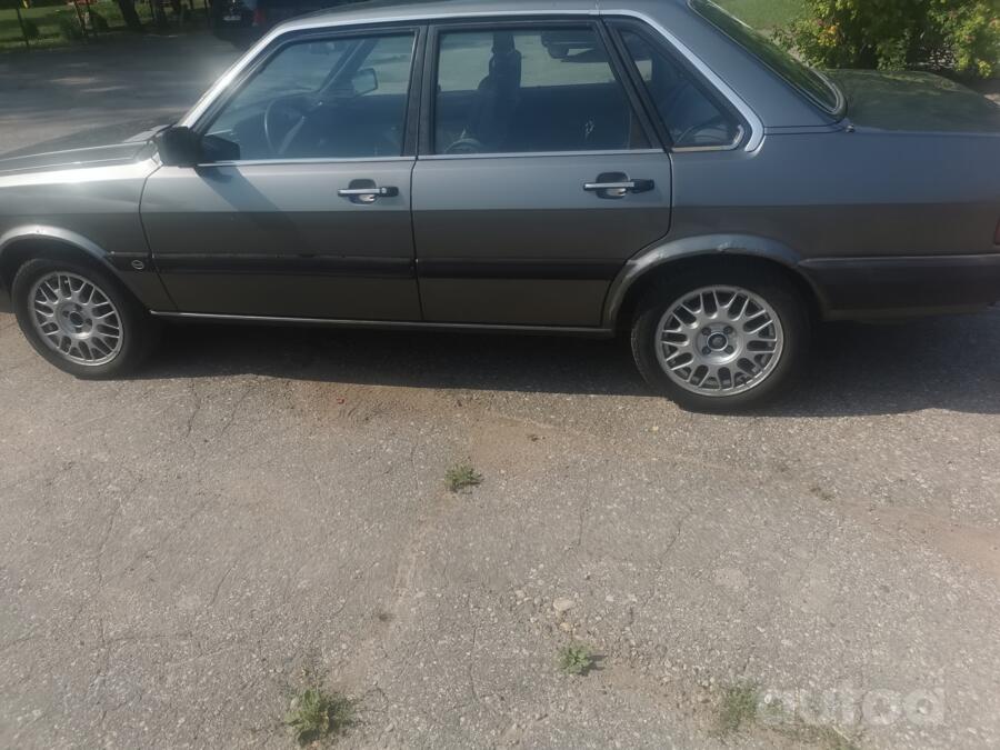 Audi 80 B2 Sedan 4-doors