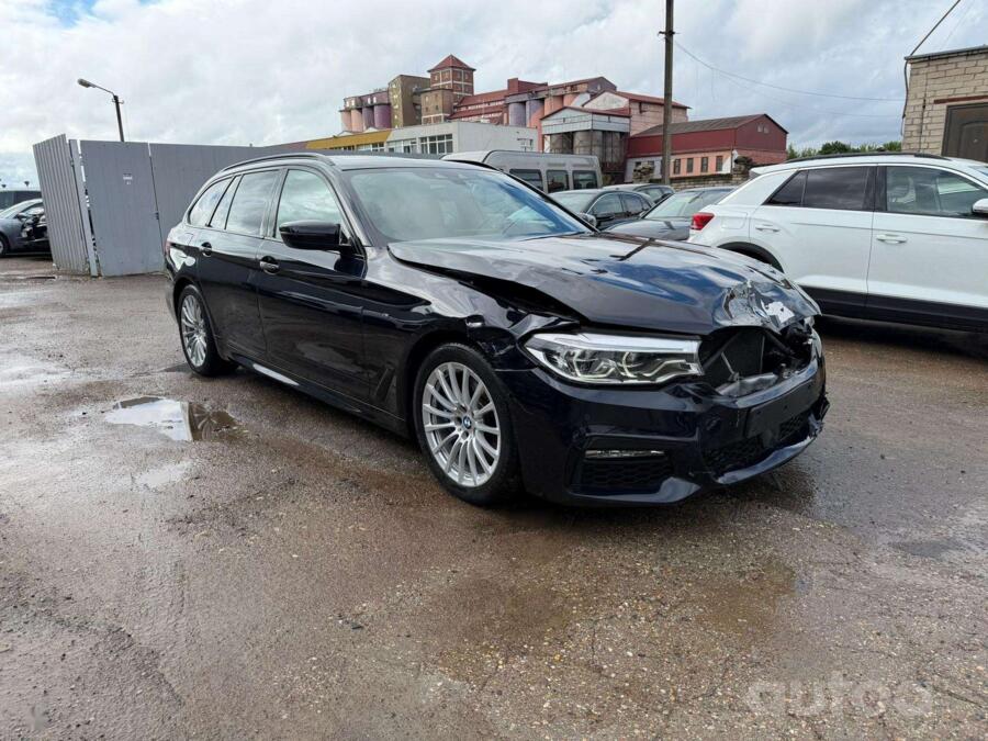 BMW 5 Series G30 Touring wagon