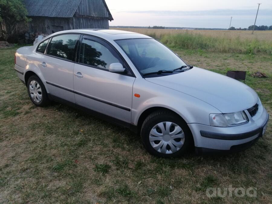 Volkswagen Passat B5 Sedan 4-doors