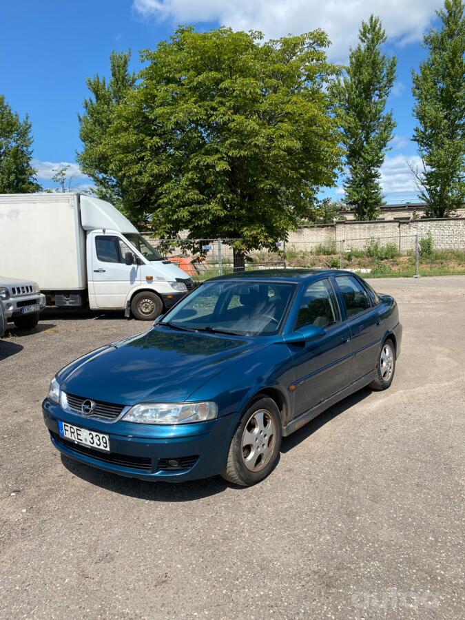 Opel Vectra B [restyling] Sedan 4-doors