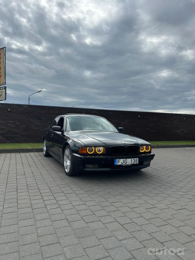 BMW 7 Series E38 Sedan