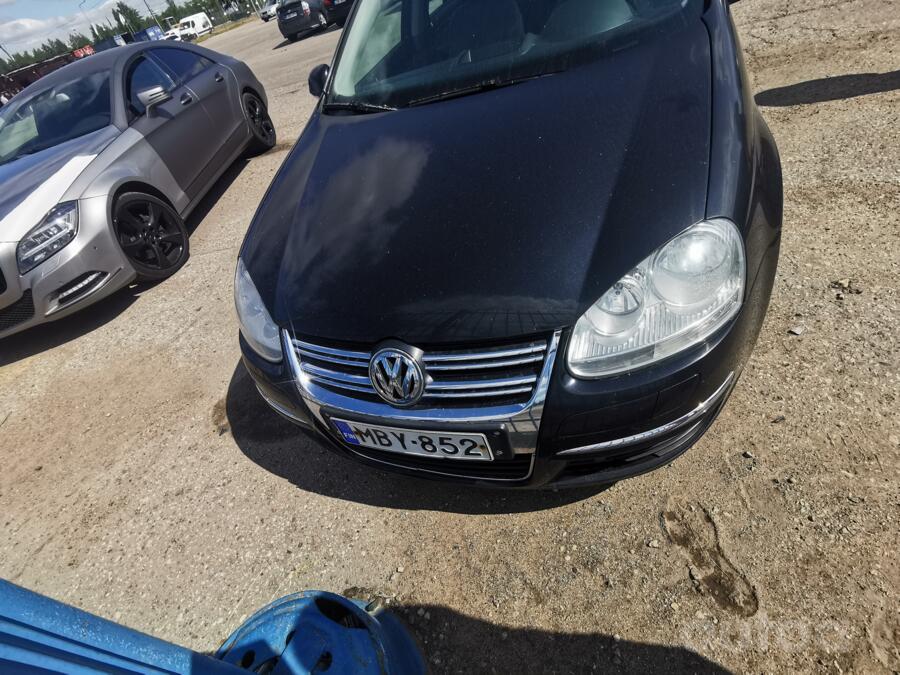 Volkswagen Jetta 5 generation Sedan 4-doors