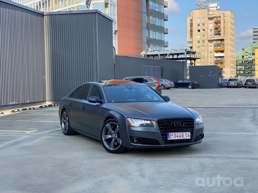 Audi A8 D4/4H Sedan