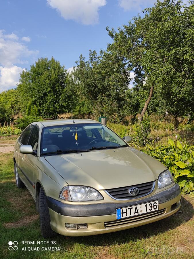 Toyota Avensis 1 generation [restyling] Hatchback