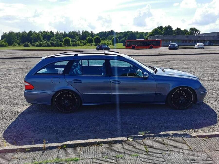 Mercedes-Benz E-Class W211/S211 wagon 5-doors